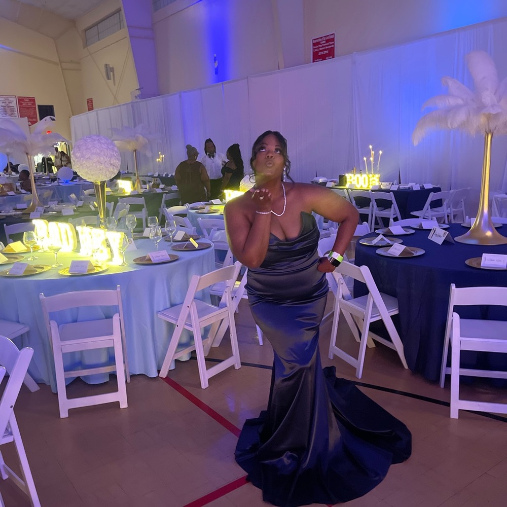 Fashion Nova Navy Formal Gown